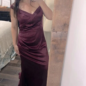Galina Signature burgundy formal dress size 14